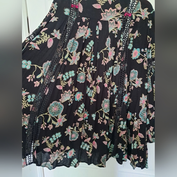 Free People Just the Two of Us Tunic Black Floral Small Crochet Mini - Picture 14 of 16